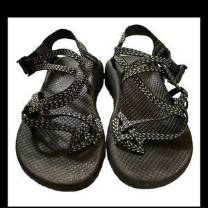 CHACO Z Cloud X2 Sandals Women’s Black & White Hiking‎ Toe Loop Size 7